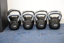 贝博中国 探秘户外健身设施单双杠，那些不为人知的材质之谜